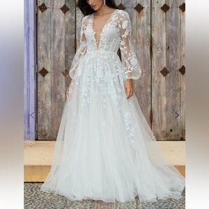 Watters Sheer White Floral Wedding Dress